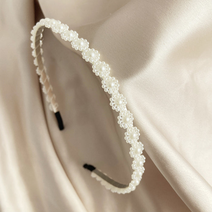 Vintage and Elegant Women's Pearl Headband