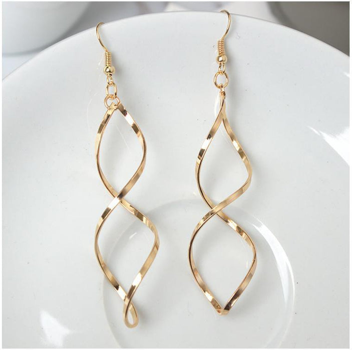 Retro Women's Wavy Curve Design Spiral Earrings