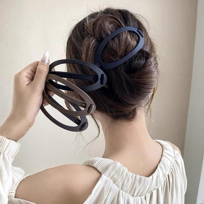 Sleek and Stylish Hair Clip with Single Clasp for Women's Updo and Twist Hairstyles