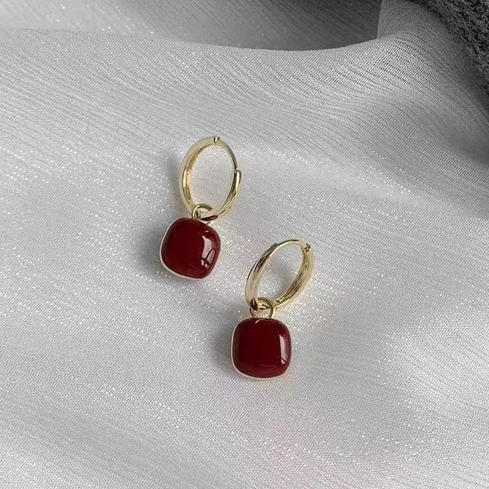 Elegant and Minimalist Red Dangling Square Earrings