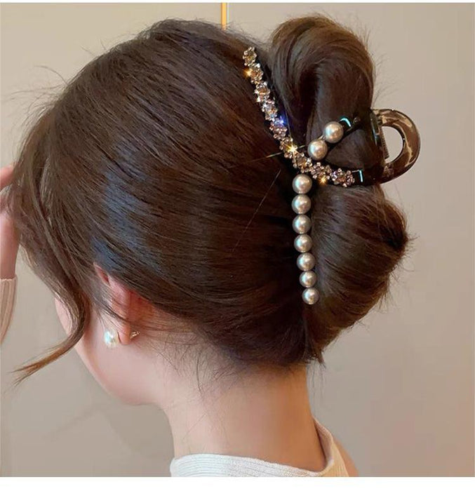 Diamond hair clip is the perfect hair accessory for any occasion