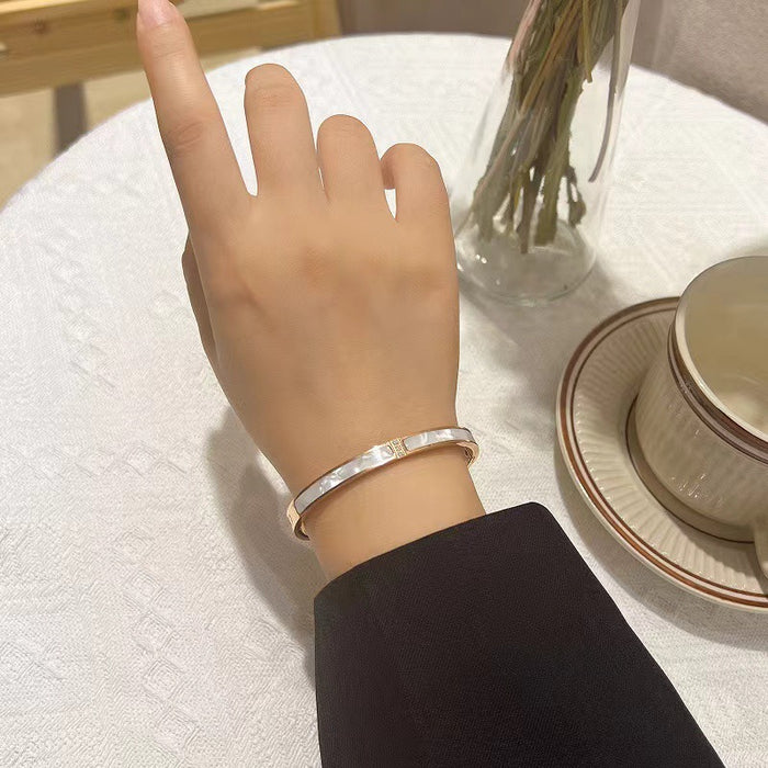 Exquisite Bracelet, Luxurious and Unique Women's Bracelet