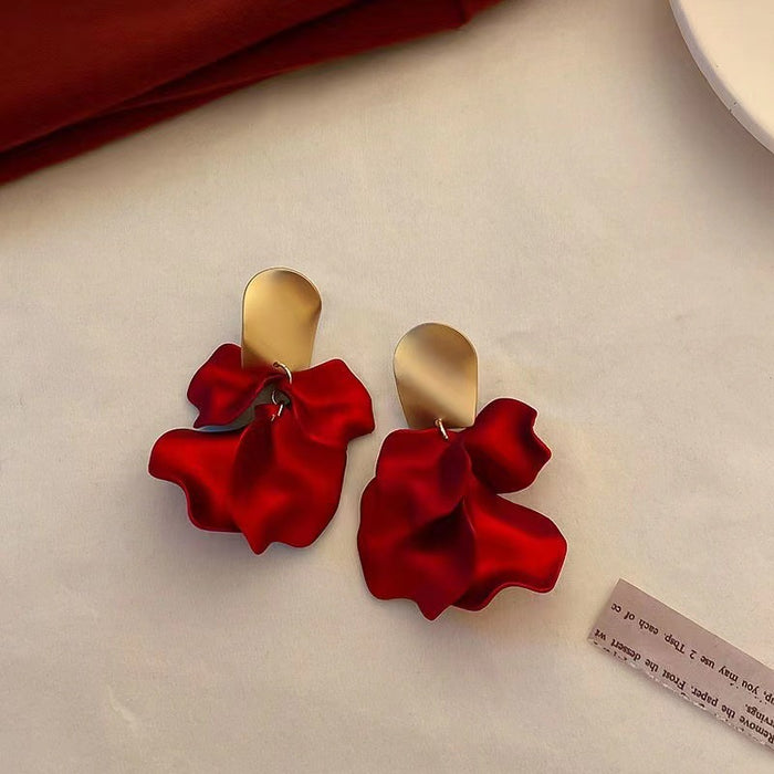 Chinese Retro Red Rose Pendant Earrings