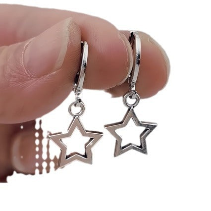 Fashionable and creative women's hollow five-star earrings