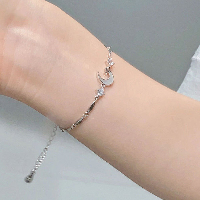 Fashionable and cool women's bracelet