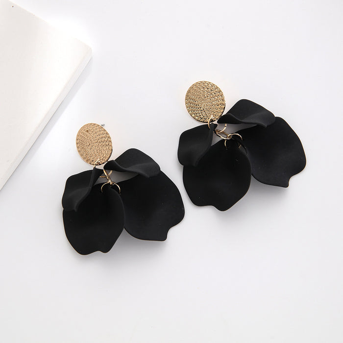 Fashionable and Minimalist Acrylic Bead Decoration Tassel Petal Pendant Earrings