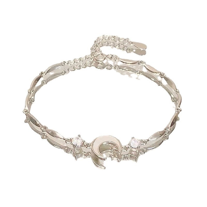 Fashionable and cool women's bracelet