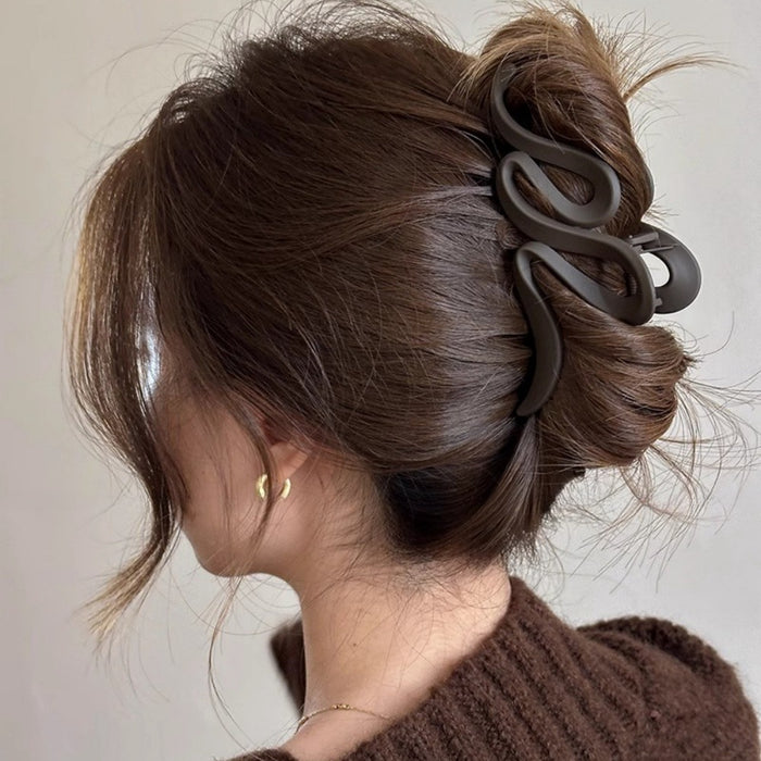 High-Quality Matte Hair Clip for Thick Hair with Elegant Style