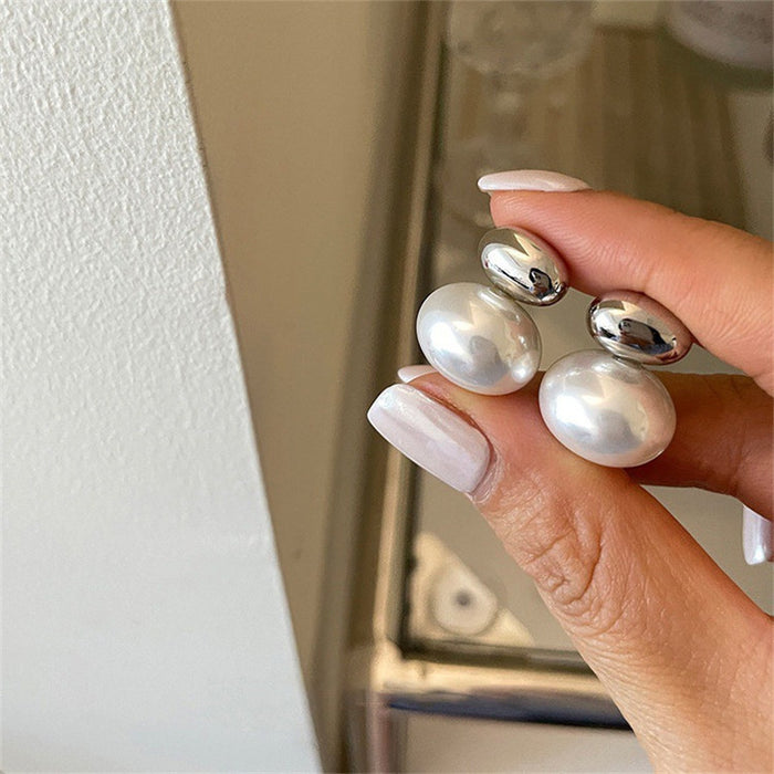 Vintage style bean metal pearl earrings