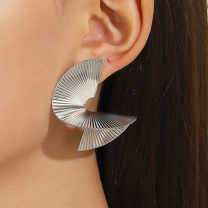 Irregular metal geometric stud earrings