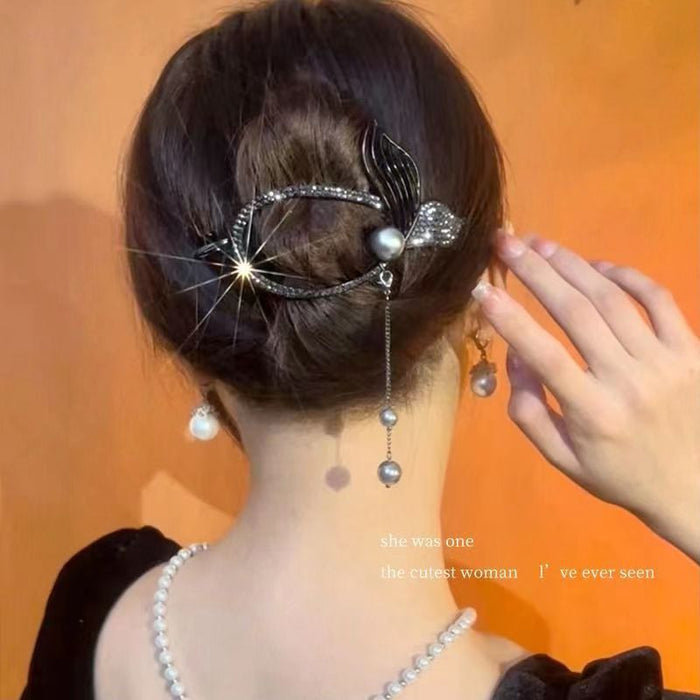 Luxury Tassel Hair Clip for Elegant Updo Hairstyle with Fish Tail Twist