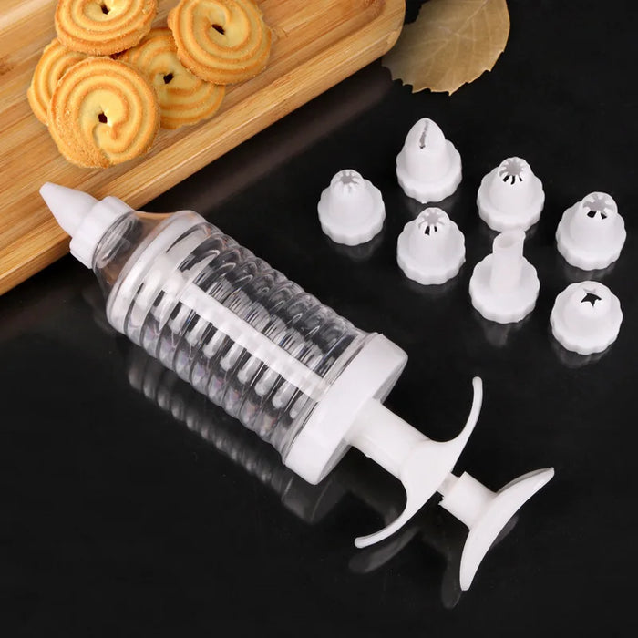 Plastic eight nozzle cake decorating tool