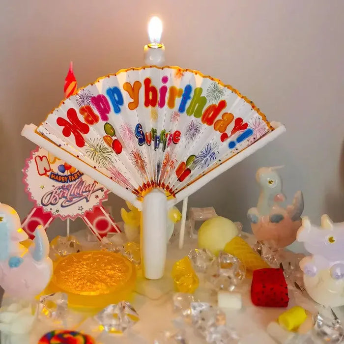 Create the perfect birthday cake atmosphere with our cake decorating candle fan