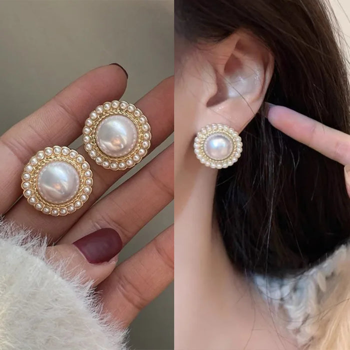 New Chinese Style Earrings with Unique Design, Bringing A High-end and Minimalist Feeling To Women