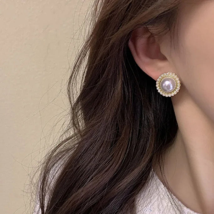 New Chinese Style Earrings with Unique Design, Bringing A High-end and Minimalist Feeling To Women