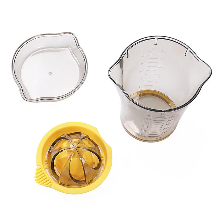 Manual lemon orange juicer