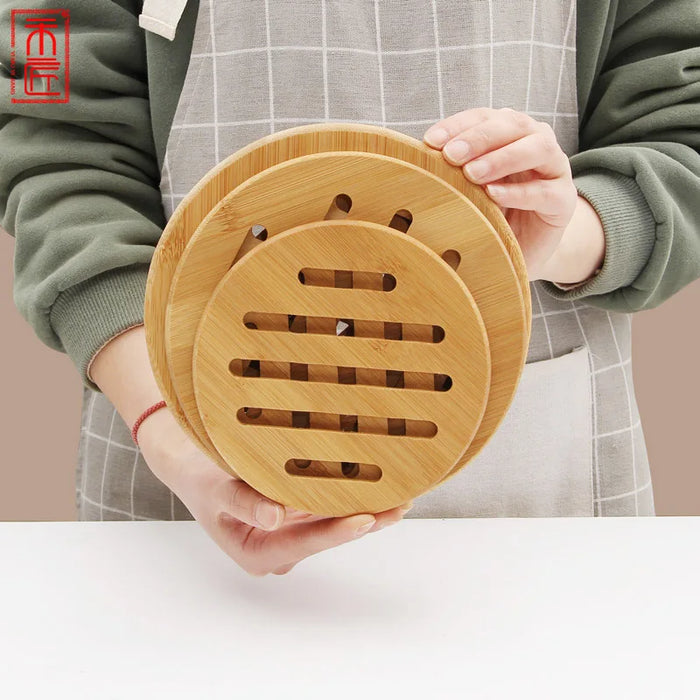 Portable Hollowed-out Bamboo Heat-insulating Mat for Dining Table/Home Use Thickened Round Cup Mat