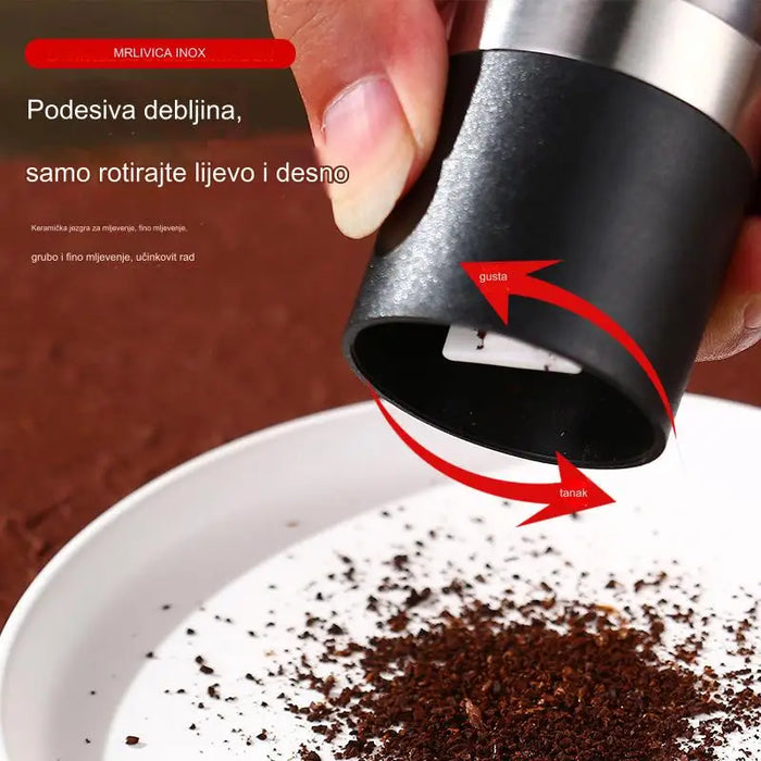 Double manual pepper and salt grinder