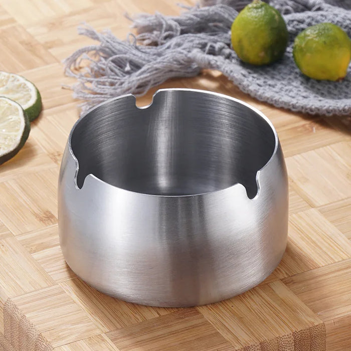 Thickened stainless steel cigarette windproof ashtray