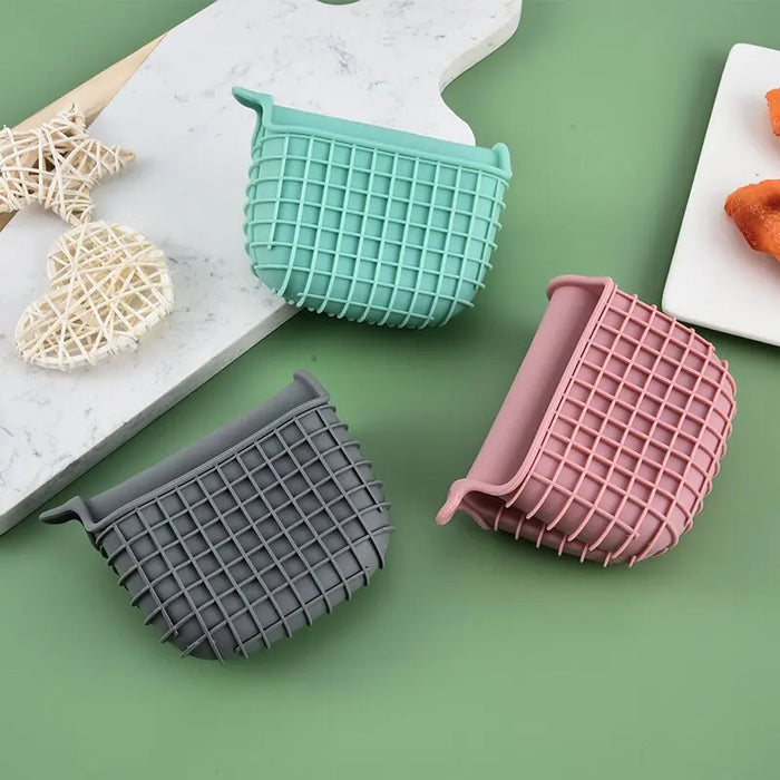 Heat Resistant Oven Mitts with Non-Slip Silicone Grids for Baking and Cooking