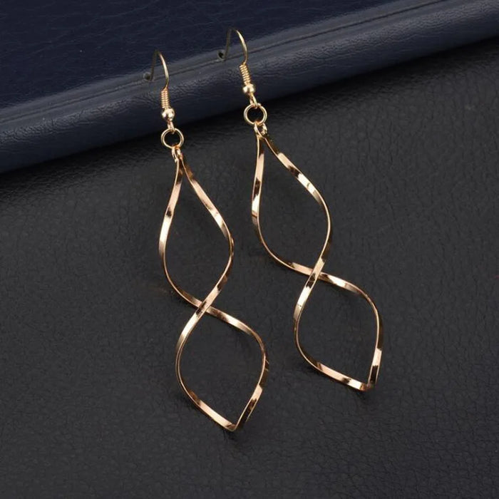 Retro Women's Wavy Curve Design Spiral Earrings