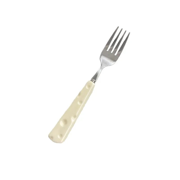 Portable Western-style cutlery set with a cute cheese design