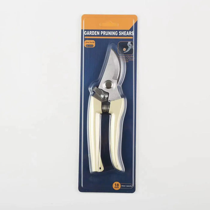 Ergonomic garden shears with non-slip handle