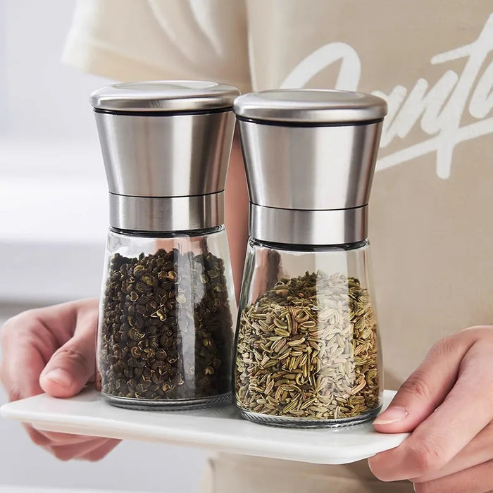 Kitchen seasoning ground with stainless steel pepper