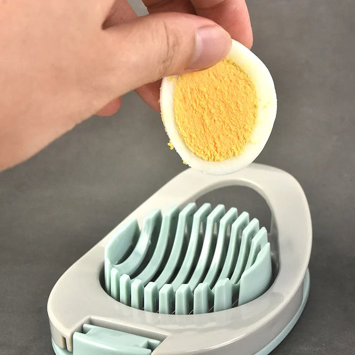 Lightweight and practical egg slicing tool