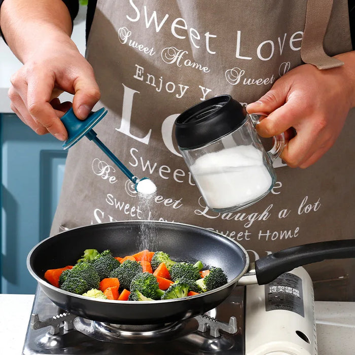 Restaurant seasoning bottle with lid and spoon