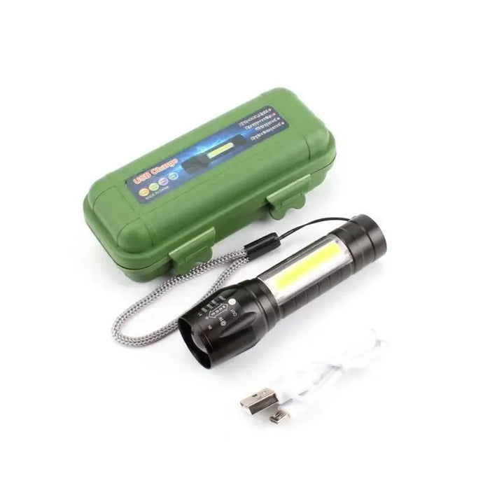 Compact rechargeable flashlight